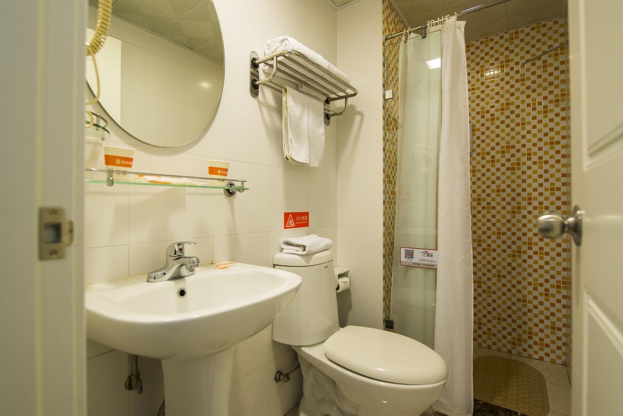 Home Inn Shanghai Daning International Guangzhong Road Circus City Ngoại thất bức ảnh